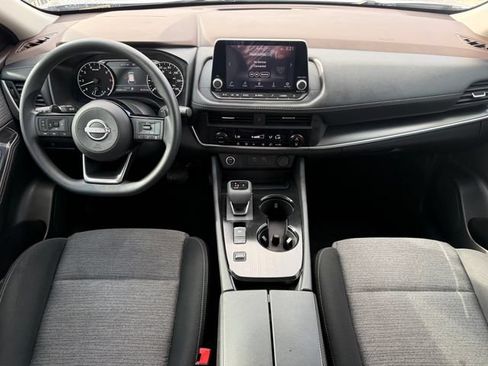 Used 2023 Nissan Rogue SV FWD image 26
