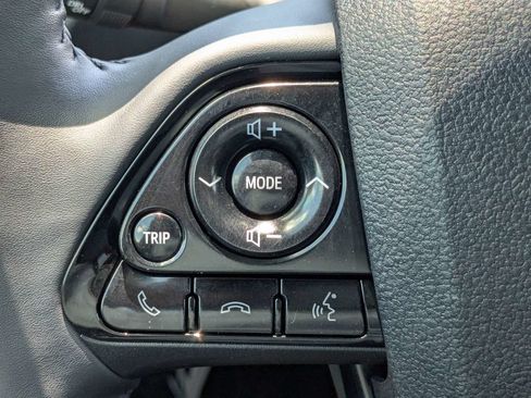 Used 2022 Toyota Prius FWD image 27