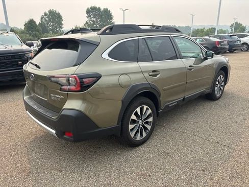 Used 2024 Subaru Outback Limited AWD/4WD image 3