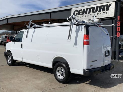 Used 2025 Chevrolet Express 2500 Extended w/ Communications Package image 6