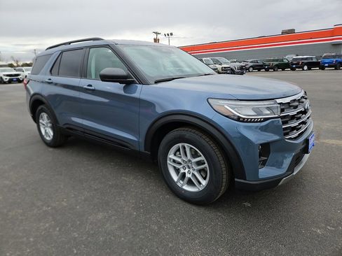 New 2026 Ford Explorer Active w/ Active Comfort Package image 1