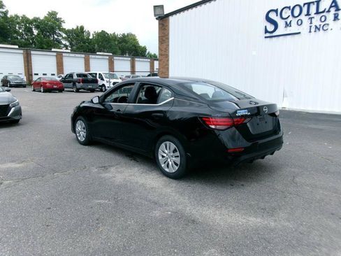 Used 2025 Nissan Sentra S FWD image 8