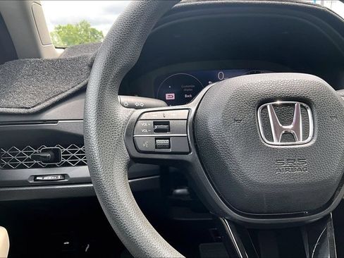 Used 2025 Honda Accord LX image 18