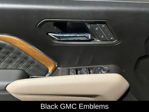 New 2026 GMC Canyon Denali w/ LPO, Denali Black Edition AWD/4WD image 25