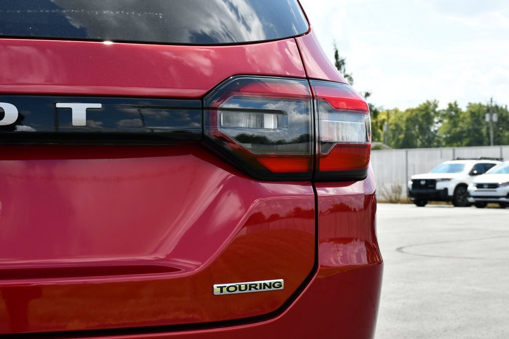 New 2026 Honda Pilot Touring image 9