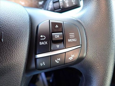 Used 2021 Ford Escape SE image 21