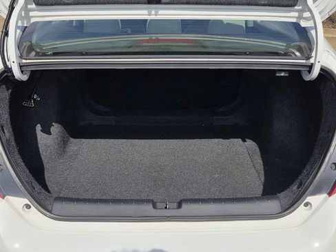 Used 2021 Honda Civic EX image 25