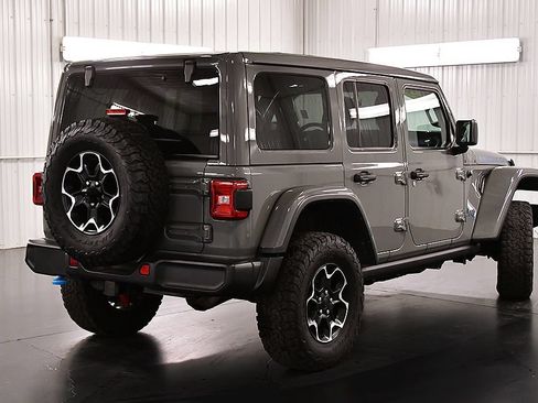 Used 2023 Jeep Wrangler Unlimited Rubicon 4xe w/ Cold Weather Group AWD/4WD image 7