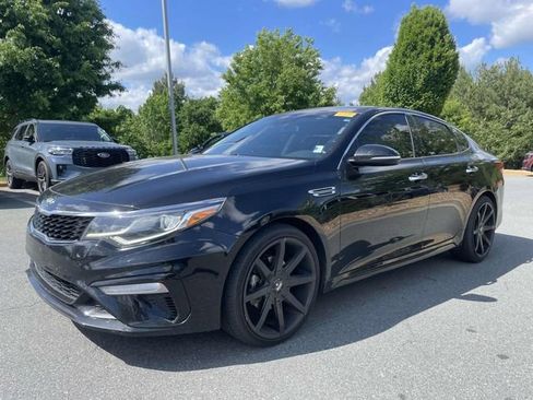 Used 2020 Kia Optima SE FWD image 2
