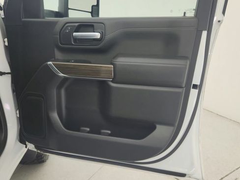 Certified 2022 Chevrolet Silverado 2500 LT RWD image 29