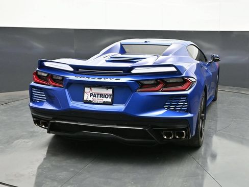 Used 2022 Chevrolet Corvette Stingray Premium Conv w/ Z51 Performance Package RWD image 27