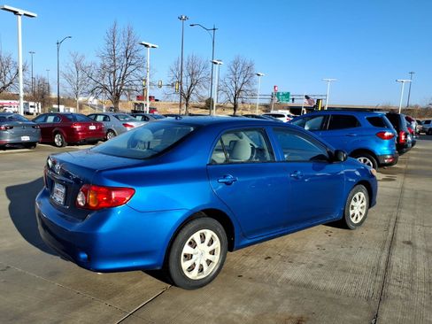 Used 2009 Toyota Corolla FWD image 3