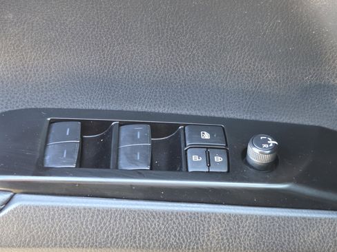 Used 2025 Toyota Camry XLE image 26