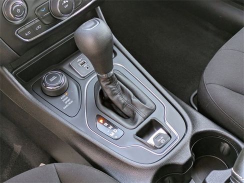 Certified 2021 Jeep Cherokee Latitude image 20