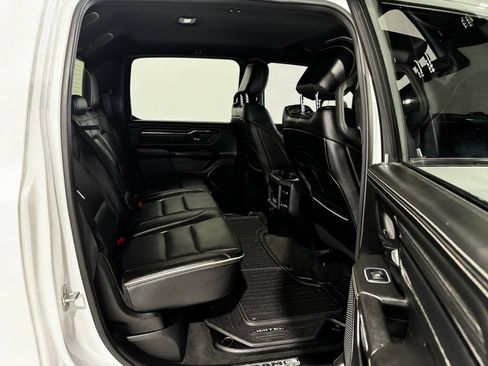 Used 2022 RAM 1500 Limited w/ Body-Colour Bumper Group AWD/4WD image 25