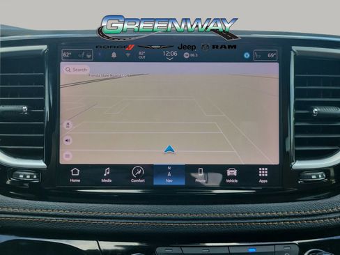 Used 2022 Chrysler Pacifica Pinnacle image 22