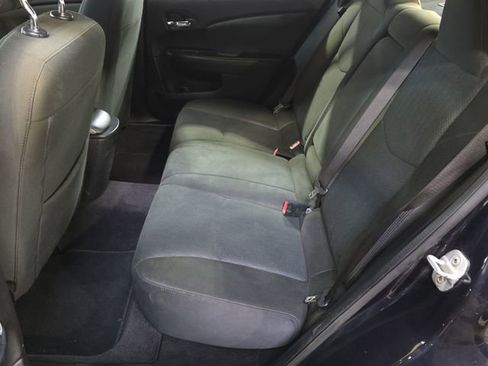 Used 2012 Chrysler 200 Touring FWD image 20