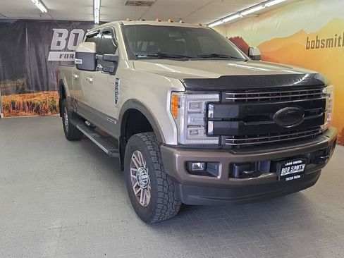 Used 2017 Ford F250 King Ranch w/ FX4 Off-Road Package AWD/4WD image 1