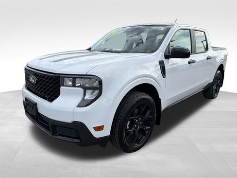 Used 2026 Ford Maverick XLT w/ Equipment Group 301A AWD/4WD image 3