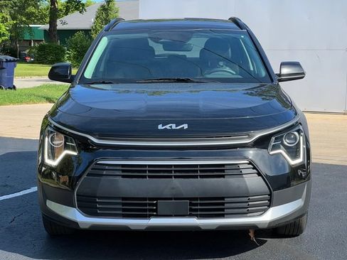 Used 2024 Kia Niro EX FWD image 39