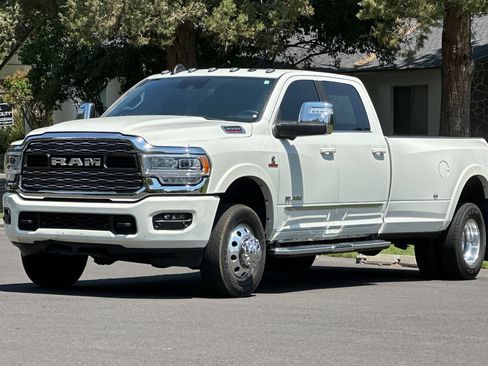 Used 2024 RAM 3500 Limited AWD/4WD image 8