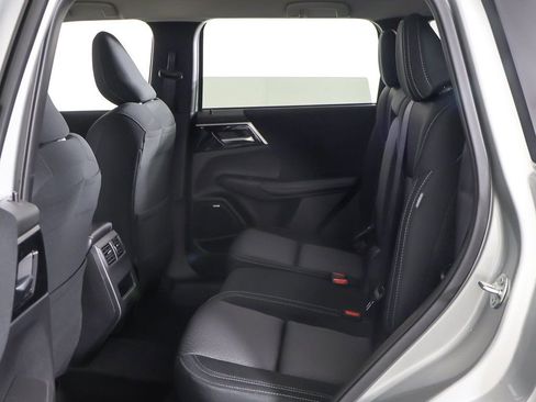 New 2026 Mitsubishi Outlander ES AWD/4WD image 30