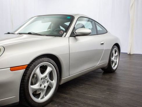 Used 2001 Porsche 911 2dr Carrera Coupe Tiptronic image 30