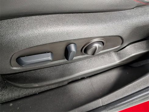 Certified 2022 Chevrolet Equinox RS image 11