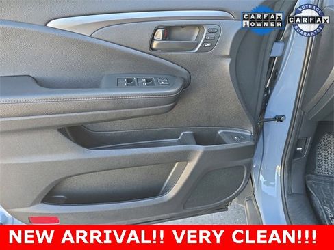 Used 2023 Honda Passport EX-L image 10