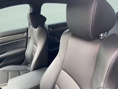 Used 2022 Honda Accord Sport image 17