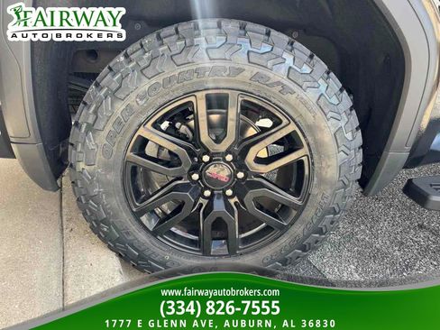 Used 2024 GMC Sierra 1500 SLT w/ SLT Premium Plus Package AWD/4WD image 42