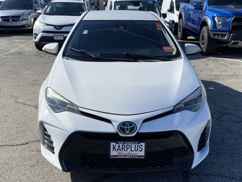 Used 2017 Toyota Corolla SE image 3