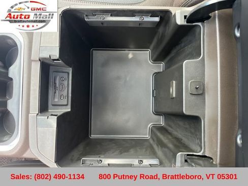 Used 2020 GMC Sierra 3500 Denali w/ Denali Ultimate Package AWD/4WD image 28