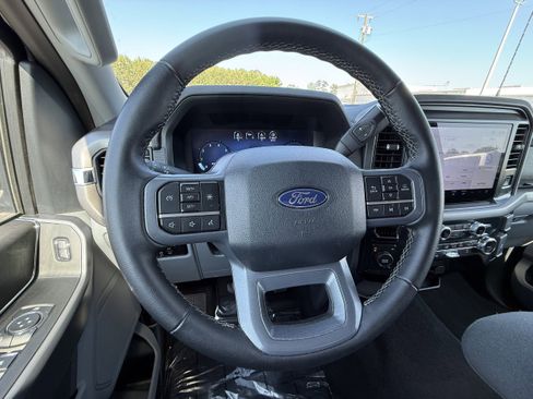 Used 2025 Ford F150 XLT w/ Equipment Group 301A Standard AWD/4WD image 16