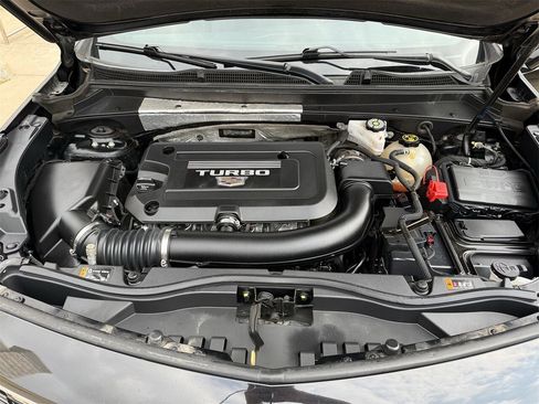 Used 2020 Cadillac XT4 Premium Luxury image 27