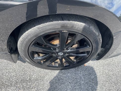 Used 2017 Nissan Altima 2.5 SR w/ Midnight Edition Package FWD image 27
