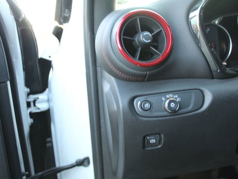 Used 2023 Chevrolet Blazer RS w/ Enhanced Convenience Package image 23