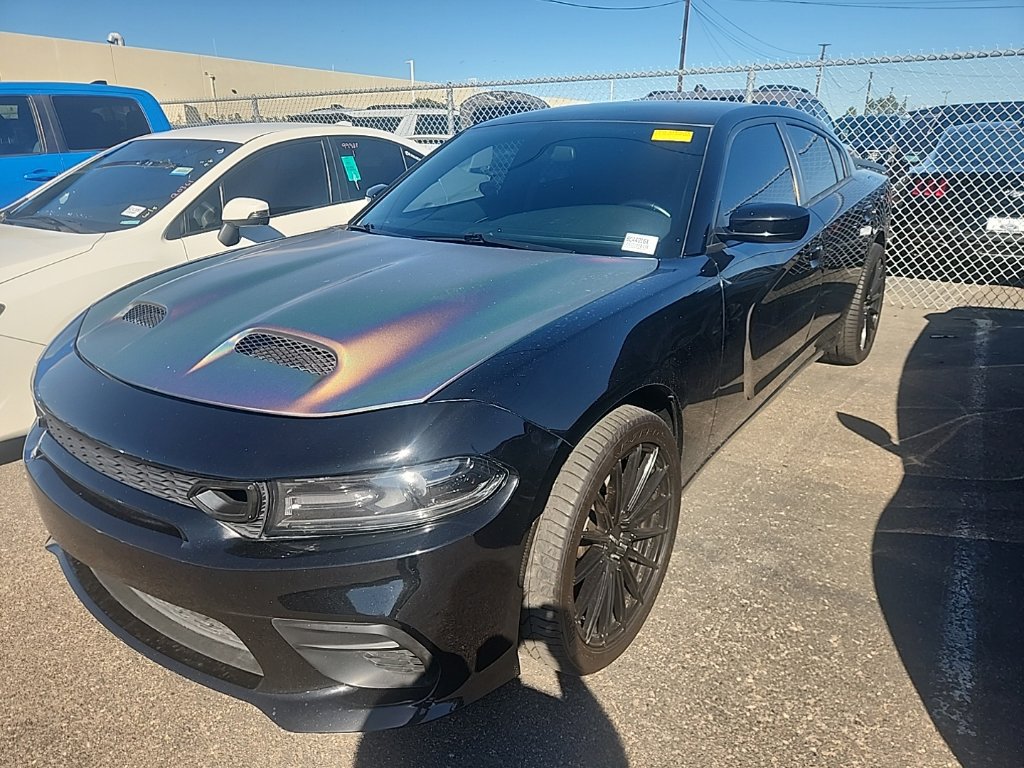 Used 2019 Dodge Charger SXT RWD image 3
