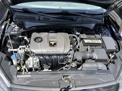 Used 2022 Kia Forte LXS FWD image 18