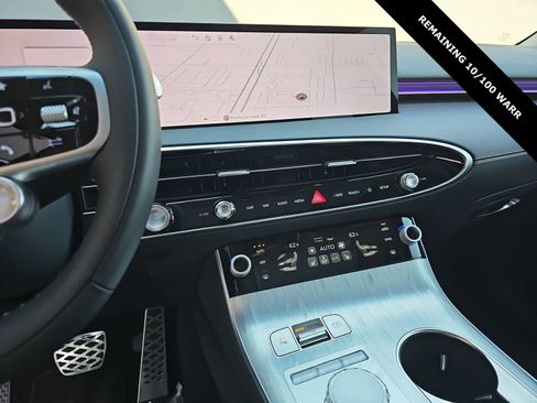 Used 2026 Genesis Electrified GV70 image 20