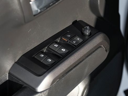 Used 2023 Toyota Tacoma TRD Off-Road image 45