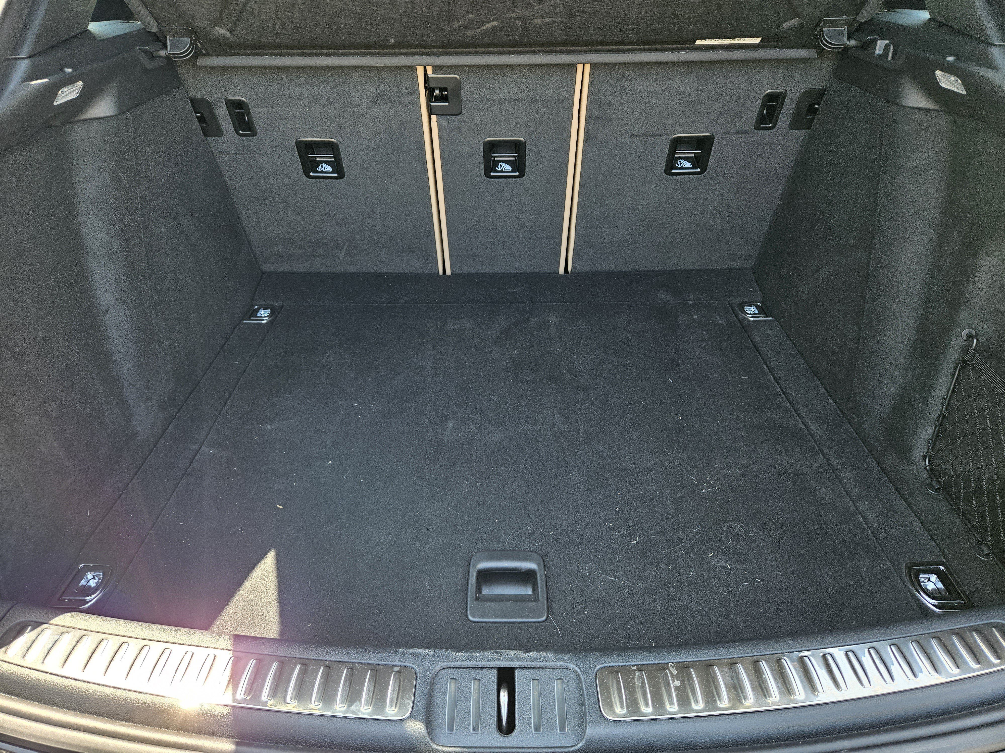Certified 2026 Porsche Macan AWD/4WD image 31