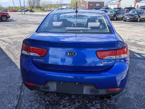 Used 2012 Kia Forte Koup SX FWD image 4