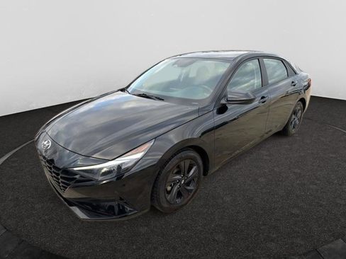 Used 2023 Hyundai Elantra Blue w/ Cargo Package image 7