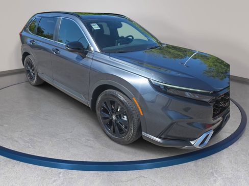 Used 2024 Honda CR-V Sport Touring image 3