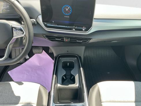 Used 2025 Volkswagen ID.4 Pro AWD/4WD image 11