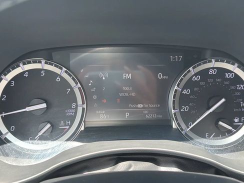 Used 2022 Toyota Highlander Limited AWD/4WD image 16