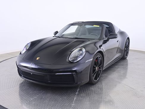 Certified 2024 Porsche 911 Targa 4S AWD/4WD image 1