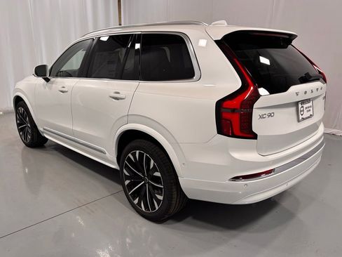 New 2026 Volvo XC90 B6 Ultra w/ Protection Package AWD/4WD image 8