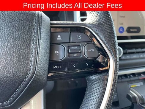 Used 2023 Toyota Tundra Platinum AWD/4WD image 27